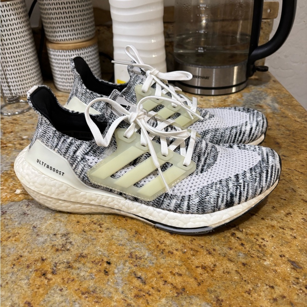 Adidas‎ Ultraboost White and Black Sneakers size 8.5